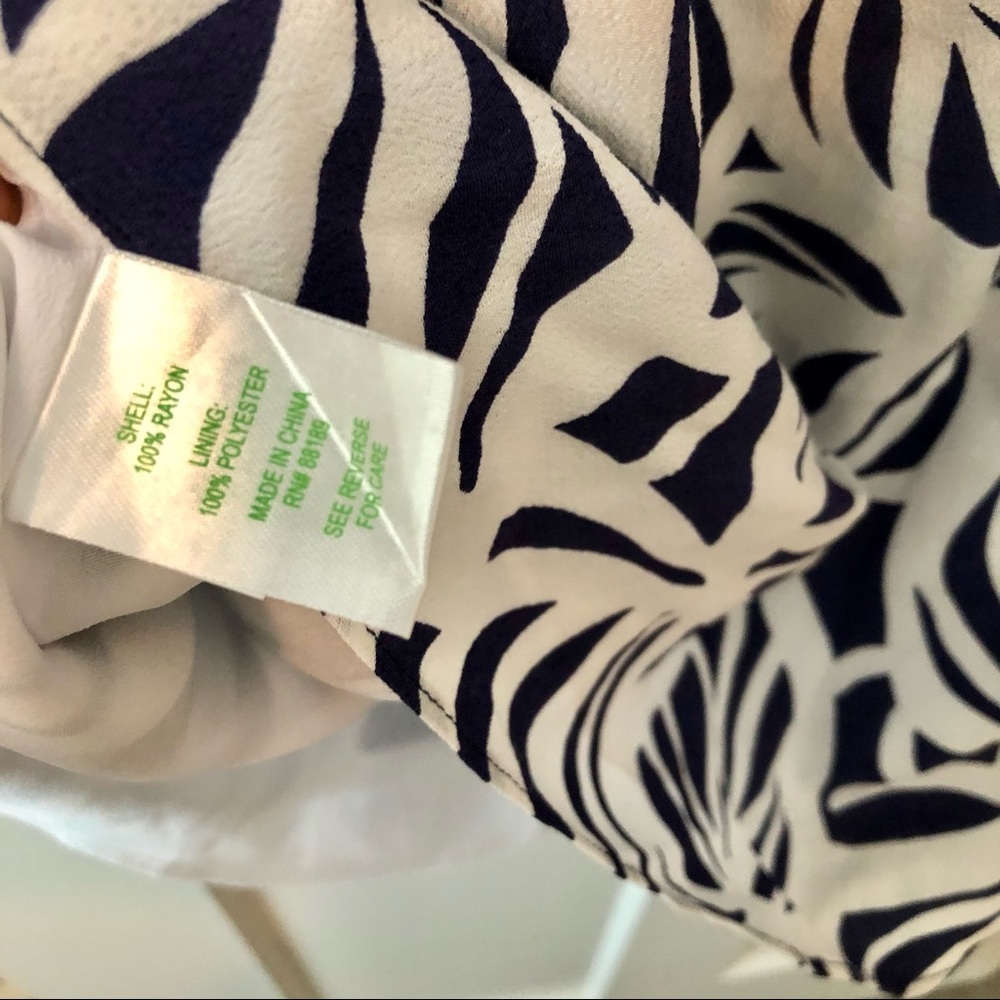 Lilly Pulitzer Blue & White Printed Dress Size 14 - Picture 10 of 10